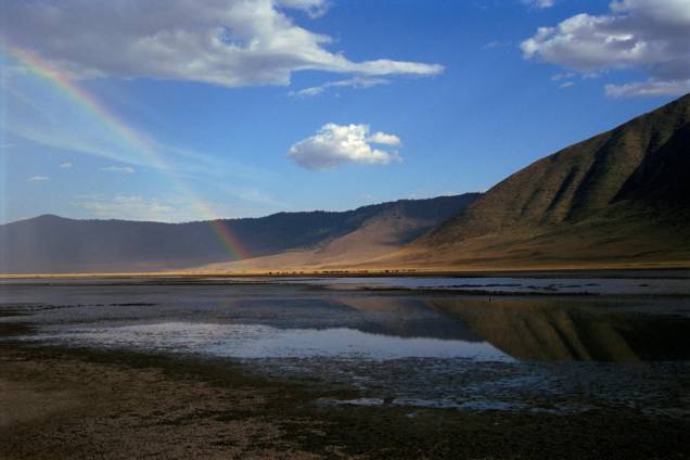 Área de conservação ambiental de Ngorongoro, na Tanzânia, uma caldeira vulcânica que serve de habitat para centenas de espécies de animais e plantas, considerada patrimônio cultural e natural da humanidade Área de conservação ambiental de Ngorongoro, na Tanzânia, uma caldeira vulcânica que serve de habitat para centenas de espécies de animais e plantas, considerada patrimônio cultural e natural da humanidade