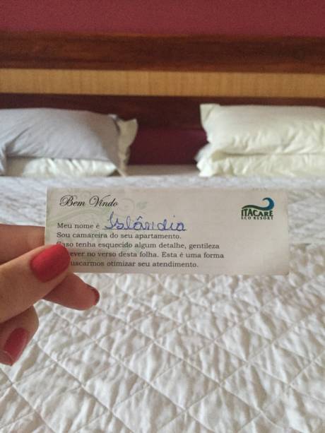 Cartãozinho de boas-vindas, mas quem arrumou a cama e tirou o lixo do quarto hoje fui eu Cartãozinho de boas-vindas, mas quem arrumou a cama e tirou o lixo do quarto hoje fui eu