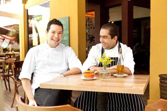 Chefs-proprietários Felipe Rameh e Fred Trindade Chefs-proprietários Felipe Rameh e Fred Trindade
