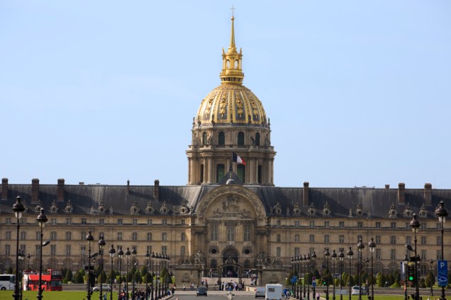 O Hôtel des Invalides, que abriga a tumba de Napoleão O Hôtel des Invalides, que abriga a tumba de Napoleão