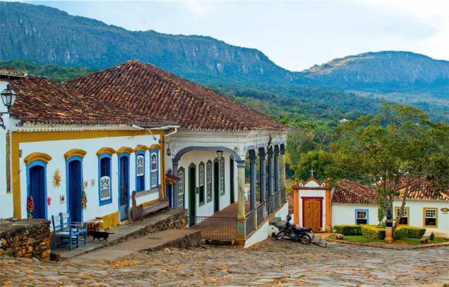 A Serra de São José adorna Câmara Municipal e capela