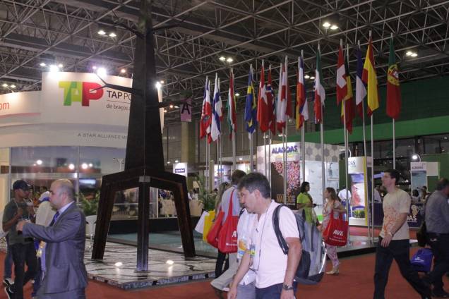 A Feira de Turismo das Américas, ABAV 2013, abrirá ao público geral pela primeira vez em sua 41a. edição A Feira de Turismo das Américas, ABAV 2013, abrirá ao público geral pela primeira vez em sua 41a. edição
