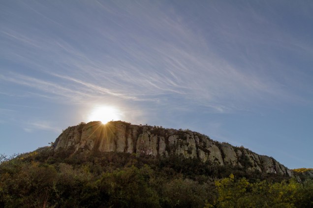 <em>Amanecer en el cerro</em>, de Adriana Morales <em>Amanecer en el cerro</em>, de Adriana Morales