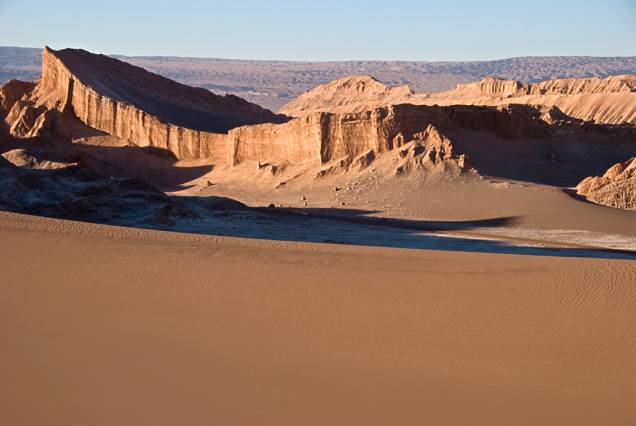Anfiteatro, uma das impressionantes formações no Vale da Lua, no deserto do Atacama, no norte do Chile