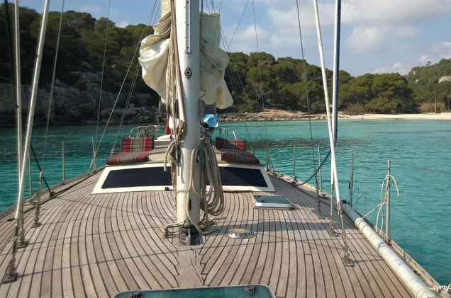 <strong><a href="https://www.airbnb.com.br/rooms/3367907" rel="2. Ibiza, Espanha" target="_blank">2. Ibiza, Espanha</a></strong>                                        Hospedando-se em um veleiro, você pode navegar pelas praias de Ibiza e curtir melhor o litoral da região