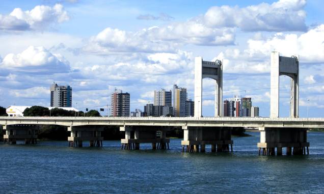 Ponte Presidente Dutra em Petrolina, Pernambuo Ponte Presidente Dutra em Petrolina, Pernambuo