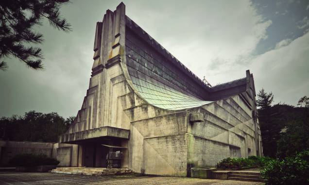A linda e enigmática Basílica Católica de Neprihănita Zămislire, em Orșova, Romênia A linda e enigmática Basílica Católica de Neprihănita Zămislire, em Orșova, Romênia