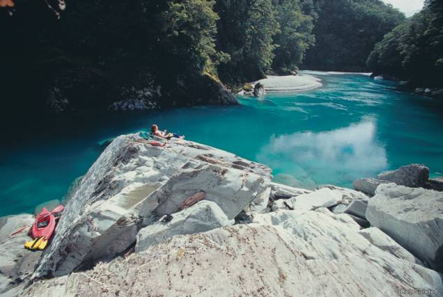 Haast River, na Baía de Plenty Haast River, na Baía de Plenty