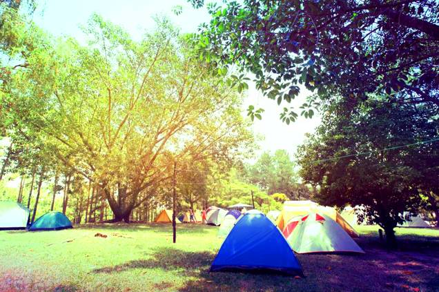<a href="https://campingchapeudesol.com.br/" rel="Chapéu de Sol Camping e Hospedagem" target="_blank"><strong>Chapéu de Sol </strong><strong>Camping e Hospedagem</strong></a><strong>, <a href="https://viajeaqui.abril.com.br/cidades/br-sp-itu" rel="Itu" target="_self">Itu</a>, <a href="https://viajeaqui.abril.com.br/estados/br-sao-paulo" rel="São Paulo" target="_self">São Paulo</a></strong> A cidade do exagero, onde quase tudo adquire tamanhos exorbitantes, é cercada por uma natureza privilegiada. Aqui, estão lindas fazendas dos séculos 18 e 19 e alguns dos melhores campings do país. No Chapéu de Sol, por exemplo, há piscinas e cachoeiras artificiais, com paisagens ideais pra curtir com crianças <a href="https://campingchapeudesol.com.br/" rel="Chapéu de Sol Camping e Hospedagem" target="_blank"><strong>Chapéu de Sol </strong><strong>Camping e Hospedagem</strong></a><strong>, <a href="https://viajeaqui.abril.com.br/cidades/br-sp-itu" rel="Itu" target="_self">Itu</a>, <a href="https://viajeaqui.abril.com.br/estados/br-sao-paulo" rel="São Paulo" target="_self">São Paulo</a></strong> A cidade do exagero, onde quase tudo adquire tamanhos exorbitantes, é cercada por uma natureza privilegiada. Aqui, estão lindas fazendas dos séculos 18 e 19 e alguns dos melhores campings do país. No Chapéu de Sol, por exemplo, há piscinas e cachoeiras artificiais, com paisagens ideais pra curtir com crianças