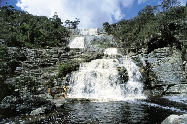 A Cachoeira Cascatona é uma das atrações do Parque Natural do Caraça, em Minas Gerais
