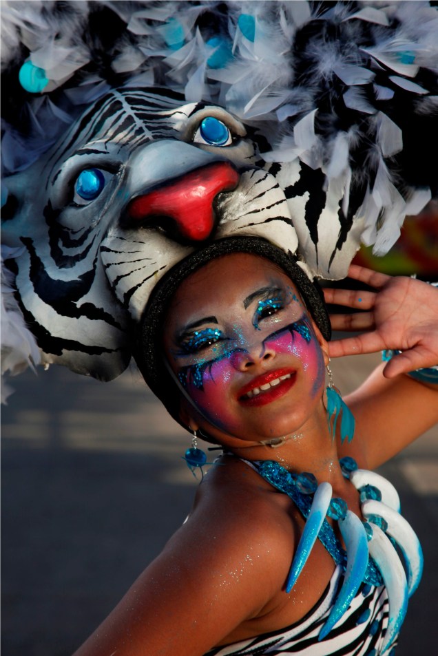 <strong>Barranquilla, Colômbia: el Precarnaval</strong><br />É no precarnaval também que as crianças têm vez em Barranquilla. Um dia inteiro é reservado para as apresentações dos pequenos que vestem adereços e fantasias bem coloridas