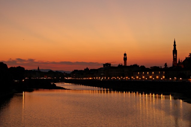 Rio Arno, Florença, Itália