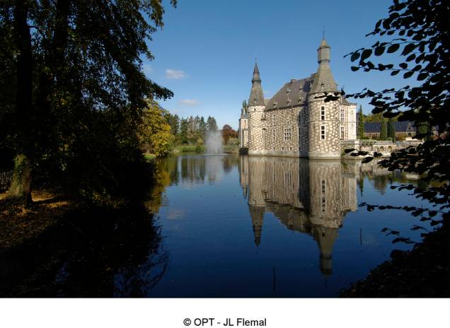A história do Chateau de Jehay, em Liege, remonta ao século 15 e é um agradável passeio na região de Liège