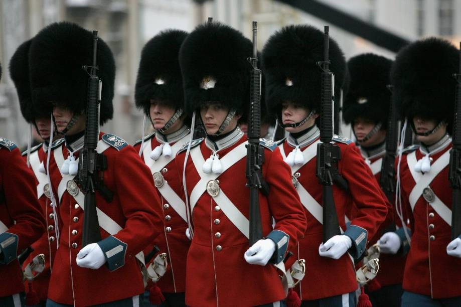 O Grande Pátio, circundando a antiga sala de leitura da biblioteca, é a área central do Museu Britânico O Grande Pátio, circundando a antiga sala de leitura da biblioteca, é a área central do Museu Britânico