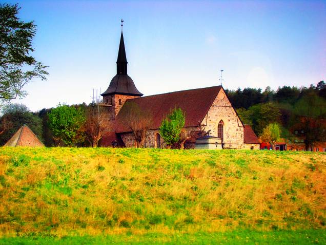 <strong>3. <a href="http://viajeaqui.abril.com.br/paises/suecia" rel="Suécia" target="_self">Suécia</a> </strong>            Em meio às paisagens da cidade de Sodertalje, a pequena igreja mistura charme com um pouco de história