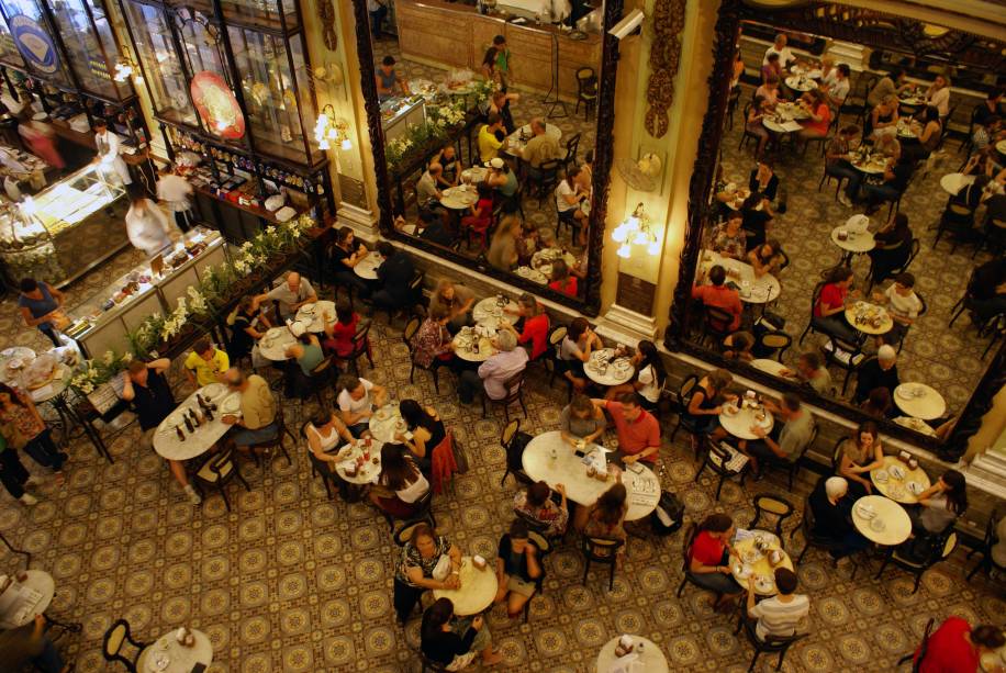 Confeitaria Colombo, no Centro do Rio de Janeiro