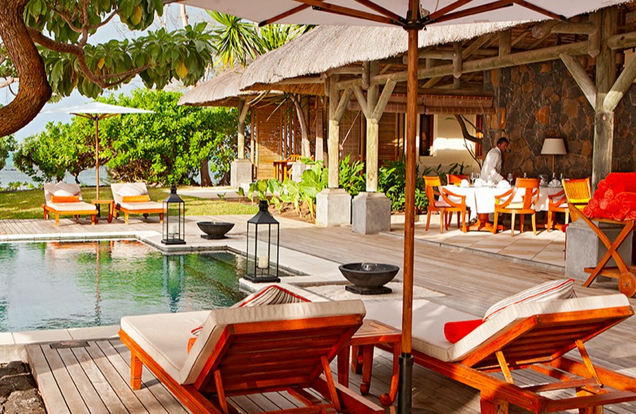 <strong>17. Constance Le Prince Maurice, Poste de Flacq, Ilhas Maurício</strong>Em outro paraíso tropical, o destaque deste hotel são as piscinas de frente para a praia e o restaurante de alta gastronomia com mesas em varandas com vista para o mar.Mês mais barato para se hospedar: Junho