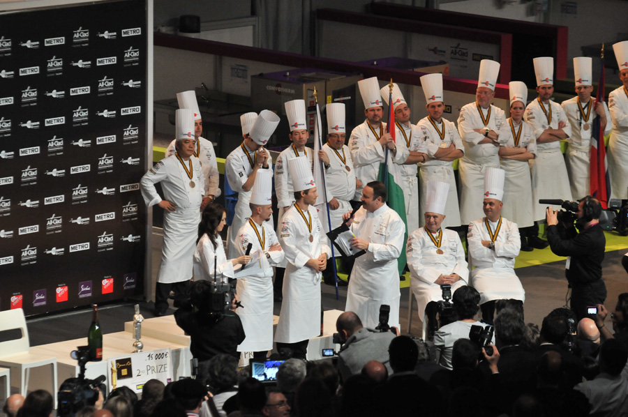 A cada dois anos, desde 1987, o concurso Bocuse d’Or, fundado por Paul Bocuse, vem reunindo jovens chefs dos cinco continentes