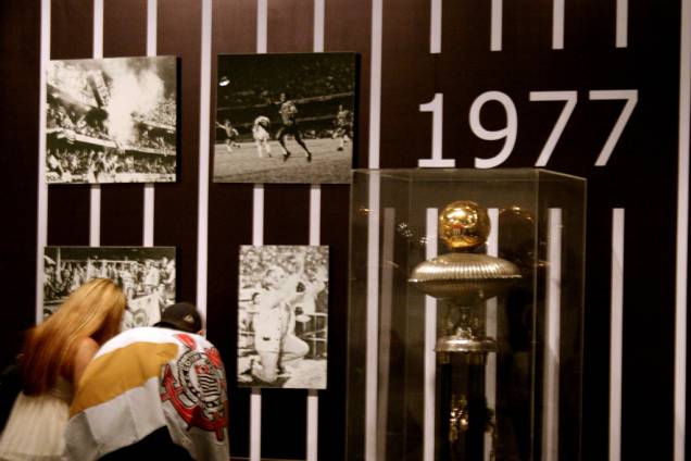 Homenagem ao título do campeonato paulista de 1977 no <strong>Memorial do Corinthians</strong>. Basílio fez o gol que tirou o Timão de um jejum de quase 23 anos sem títulos relevantes Homenagem ao título do campeonato paulista de 1977 no <strong>Memorial do Corinthians</strong>. Basílio fez o gol que tirou o Timão de um jejum de quase 23 anos sem títulos relevantes