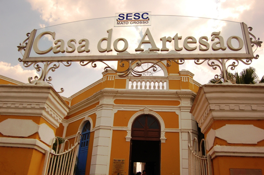 A Casa do Artesão reúne cerêmica, tecelagem, artefatos indígenas, doces e licores caseiros A Casa do Artesão reúne cerêmica, tecelagem, artefatos indígenas, doces e licores caseiros