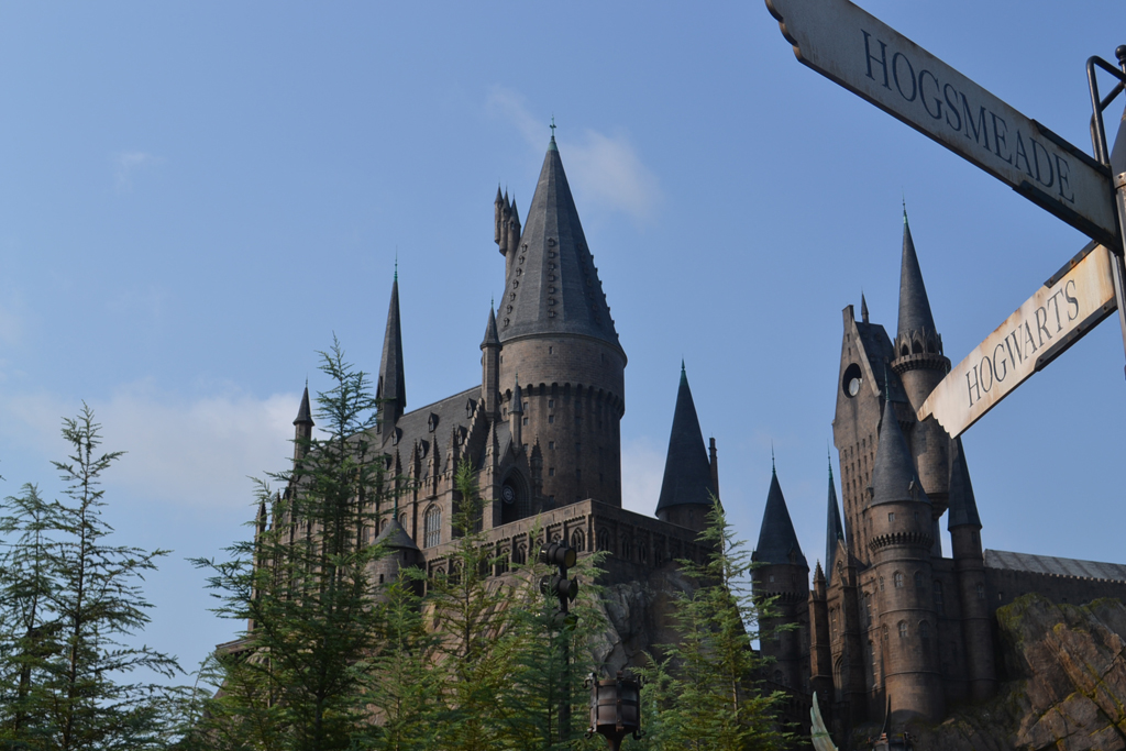 Castelo de Hogwarts, principal atração do Wizerding World of Harry Potter, no Parque da Universal