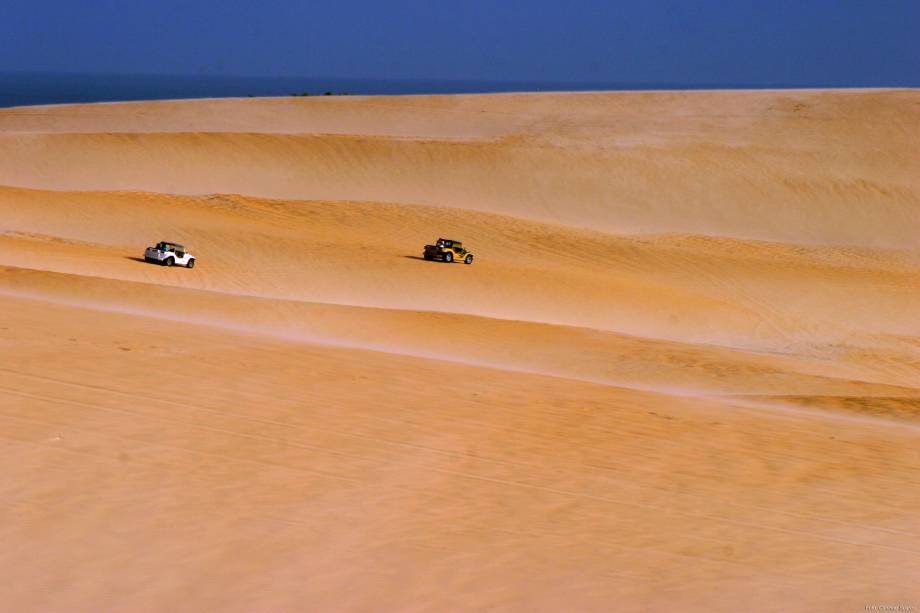 As dunas douradas de Pitangui, no <a href="http://viajeaqui.abril.com.br/estados/br-rio-grande-do-norte" rel="Rio Grande do Norte" target="_blank">Rio Grande do Norte</a> já serviram de cenário para a novela <em>O Clone </em>(2001) que era ambientada em <a href="http://viajeaqui.abril.com.br/paises/marrocos" rel="Marrocos" target="_blank">Marrocos</a>