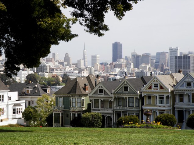 A paisagem de San Francisco é composta pelos contrastes de prédios modernos e casinhas no estilo vitoriano. Sua identidade única também se reflete nas atrações, com iniciativas voltadas para o respeito à identidade cultural de seus indivíduos