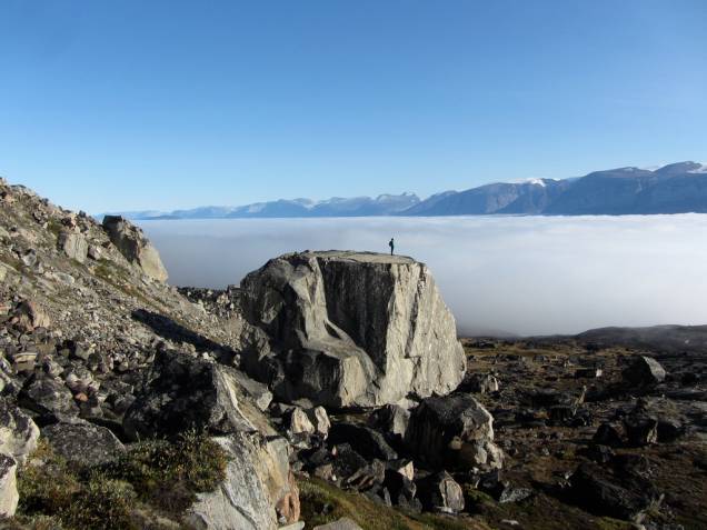 <strong>Ilha de Uummannaq, Groenlândia</strong> A Groenlândia é a maior ilha do mundo e é um território autônomo do Reino da Dinamarca. <a href="https://www.booking.com/searchresults.pt-br.html?aid=332455&lang=pt-br&sid=eedbe6de09e709d664615ac6f1b39a5d&sb=1&src=index&src_elem=sb&error_url=https%3A%2F%2Fwww.booking.com%2Findex.pt-br.html%3Faid%3D332455%3Bsid%3Deedbe6de09e709d664615ac6f1b39a5d%3Bsb_price_type%3Dtotal%26%3B&ss=Groenl%C3%A2ndia&ssne=Ilhabela&ssne_untouched=Ilhabela&checkin_monthday=&checkin_month=&checkin_year=&checkout_monthday=&checkout_month=&checkout_year=&no_rooms=1&group_adults=2&group_children=0&from_sf=1&ss_raw=Groenl%C3%A2ndia&ac_position=0&ac_langcode=xb&dest_id=84&dest_type=country&search_pageview_id=290671adc2fb02de&search_selected=true&search_pageview_id=290671adc2fb02de&ac_suggestion_list_length=2&ac_suggestion_theme_list_length=0" target="_blank" rel="noopener"><em>Busque hospedagens na Groenlândia no Booking.com</em></a><a href="https://www.booking.com/searchresults.pt-br.html?aid=332455&lang=pt-br&sid=eedbe6de09e709d664615ac6f1b39a5d&sb=1&src=index&src_elem=sb&error_url=https%3A%2F%2Fwww.booking.com%2Findex.pt-br.html%3Faid%3D332455%3Bsid%3Deedbe6de09e709d664615ac6f1b39a5d%3Bsb_price_type%3Dtotal%26%3B&ss=Groenl%C3%A2ndia&ssne=Ilhabela&ssne_untouched=Ilhabela&checkin_monthday=&checkin_month=&checkin_year=&checkout_monthday=&checkout_month=&checkout_year=&no_rooms=1&group_adults=2&group_children=0&from_sf=1&ss_raw=Groenl%C3%A2ndia&ac_position=0&ac_langcode=xb&dest_id=84&dest_type=country&search_pageview_id=290671adc2fb02de&search_selected=true&search_pageview_id=290671adc2fb02de&ac_suggestion_list_length=2&ac_suggestion_theme_list_length=0" target="_blank" rel="noopener"></a> <strong>Ilha de Uummannaq, Groenlândia</strong> A Groenlândia é a maior ilha do mundo e é um território autônomo do Reino da Dinamarca. <a href="https://www.booking.com/searchresults.pt-br.html?aid=332455&lang=pt-br&sid=eedbe6de09e709d664615ac6f1b39a5d&sb=1&src=index&src_elem=sb&error_url=https%3A%2F%2Fwww.booking.com%2Findex.pt-br.html%3Faid%3D332455%3Bsid%3Deedbe6de09e709d664615ac6f1b39a5d%3Bsb_price_type%3Dtotal%26%3B&ss=Groenl%C3%A2ndia&ssne=Ilhabela&ssne_untouched=Ilhabela&checkin_monthday=&checkin_month=&checkin_year=&checkout_monthday=&checkout_month=&checkout_year=&no_rooms=1&group_adults=2&group_children=0&from_sf=1&ss_raw=Groenl%C3%A2ndia&ac_position=0&ac_langcode=xb&dest_id=84&dest_type=country&search_pageview_id=290671adc2fb02de&search_selected=true&search_pageview_id=290671adc2fb02de&ac_suggestion_list_length=2&ac_suggestion_theme_list_length=0" target="_blank" rel="noopener"><em>Busque hospedagens na Groenlândia no Booking.com</em></a><a href="https://www.booking.com/searchresults.pt-br.html?aid=332455&lang=pt-br&sid=eedbe6de09e709d664615ac6f1b39a5d&sb=1&src=index&src_elem=sb&error_url=https%3A%2F%2Fwww.booking.com%2Findex.pt-br.html%3Faid%3D332455%3Bsid%3Deedbe6de09e709d664615ac6f1b39a5d%3Bsb_price_type%3Dtotal%26%3B&ss=Groenl%C3%A2ndia&ssne=Ilhabela&ssne_untouched=Ilhabela&checkin_monthday=&checkin_month=&checkin_year=&checkout_monthday=&checkout_month=&checkout_year=&no_rooms=1&group_adults=2&group_children=0&from_sf=1&ss_raw=Groenl%C3%A2ndia&ac_position=0&ac_langcode=xb&dest_id=84&dest_type=country&search_pageview_id=290671adc2fb02de&search_selected=true&search_pageview_id=290671adc2fb02de&ac_suggestion_list_length=2&ac_suggestion_theme_list_length=0" target="_blank" rel="noopener"></a>