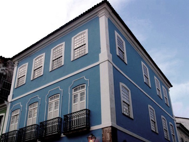 Fachada da pousada Casa da Vitória, em Salvador, Bahia