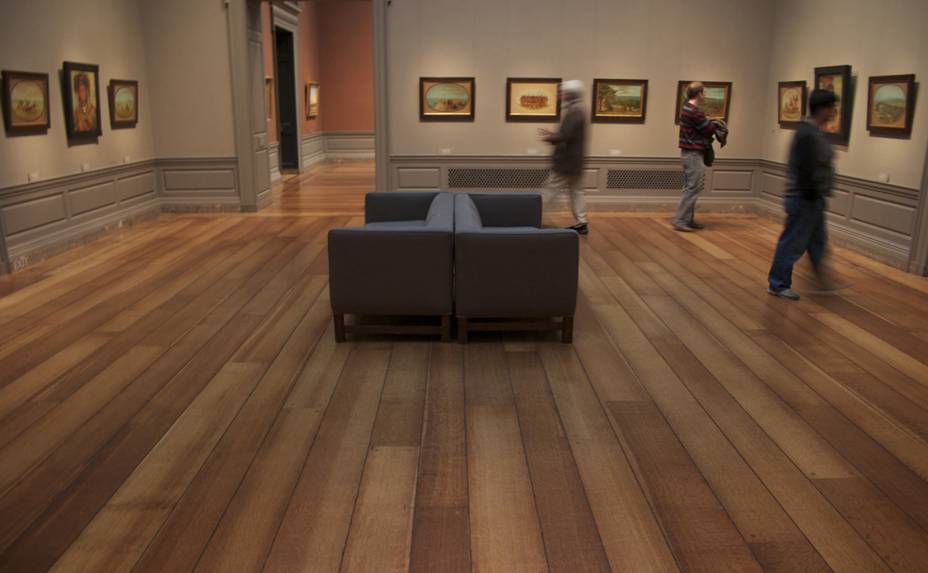 <strong>5. <a href="http://www.npg.org.uk/" rel="National Portrait Gallery" target="_blank">National Portrait Gallery</a></strong>Se você gosta de retratos, não deixe de visitar a <a href="http://viajeaqui.abril.com.br/estabelecimentos/reino-unido-londres-atracao-national-portrait-gallery" rel="National Portrait Gallery" target="_blank">National Portrait Gallery</a>. Fotografias, caricaturas, pinturas, desenhos e esculturas das personalidades de todo o mundo. Inaugurado em 1856, o espaço conta hoje com mais de 11 mil obras, sendo algumas delas verdadeiros símbolos do lugar, como o quadro de Shakespeare e as fotos de Charles Dickens, Barack Obama e Oscar Wilde. Além do acervo permanente, desde 1980 a instituição promove o BP Portrait Prize exhibition, um concurso que renova e inclui novos trabalhos ao museu