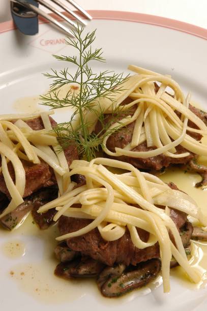 Filé com pupunha (palmito nacional) do restaurante Cipriani, no Rio de Janeiro 
