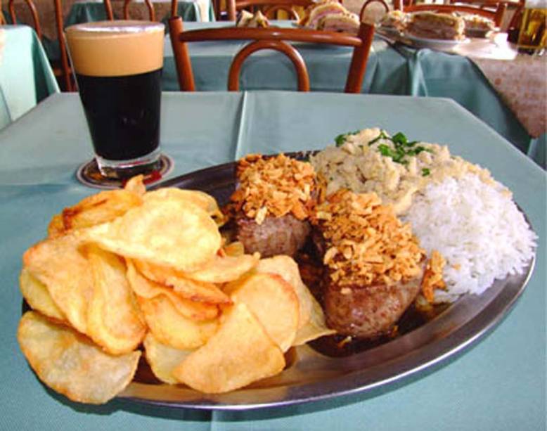 Filé mignon à Oswaldo Aranha do bar Cervantes, no Rio de Janeiro
