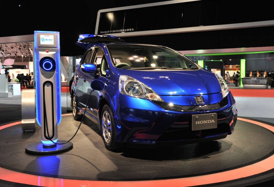 Conceito Honda Fit EV, o carro de motor elétrico que a companhia japonesa planeja colocar no mercado em 2012