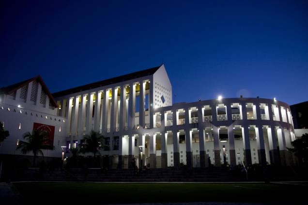 O Centro Dragão do Mar de Arte e Cultura é o principal espaço de cultura de Fortaleza (CE) e abriga um complexo que contém: teatro, Museu de Arte Contemporânea, o Memorial da Cultura Cearense, um planetário e salas de cinema