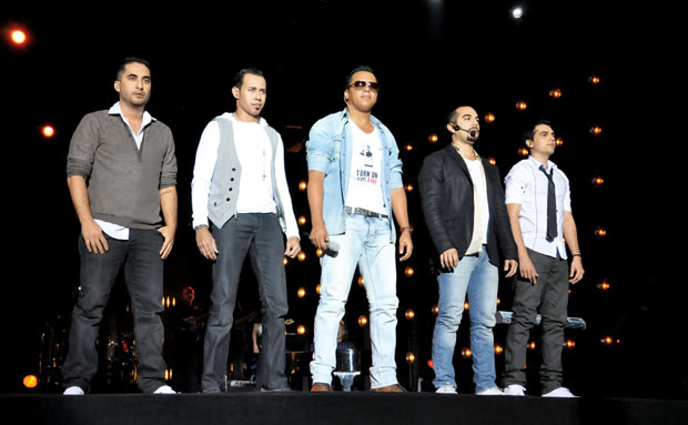 O show do Sorriso Maroto terá participação especial do grupo Revelação na quinta, 26 de Janeiro, no Palco Principal O show do Sorriso Maroto terá participação especial do grupo Revelação na quinta, 26 de Janeiro, no Palco Principal
