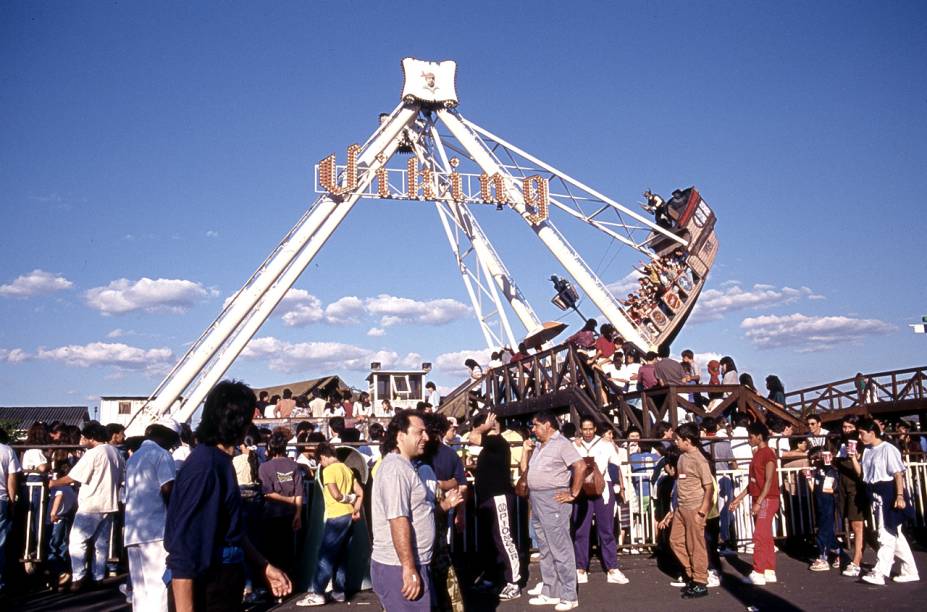 Barco Viking, no Playcenter, em São Paulo (1991): o vai e volta que dava vertigens (e, às vezes, náuseas)