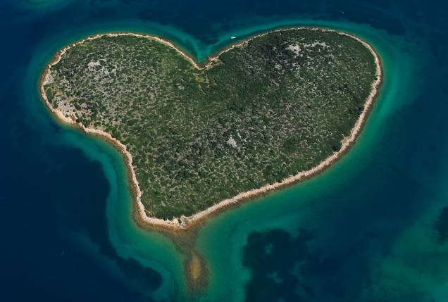 Galesnjak, no Adriático, é conhecida como a "ilha do amor". Por que será?