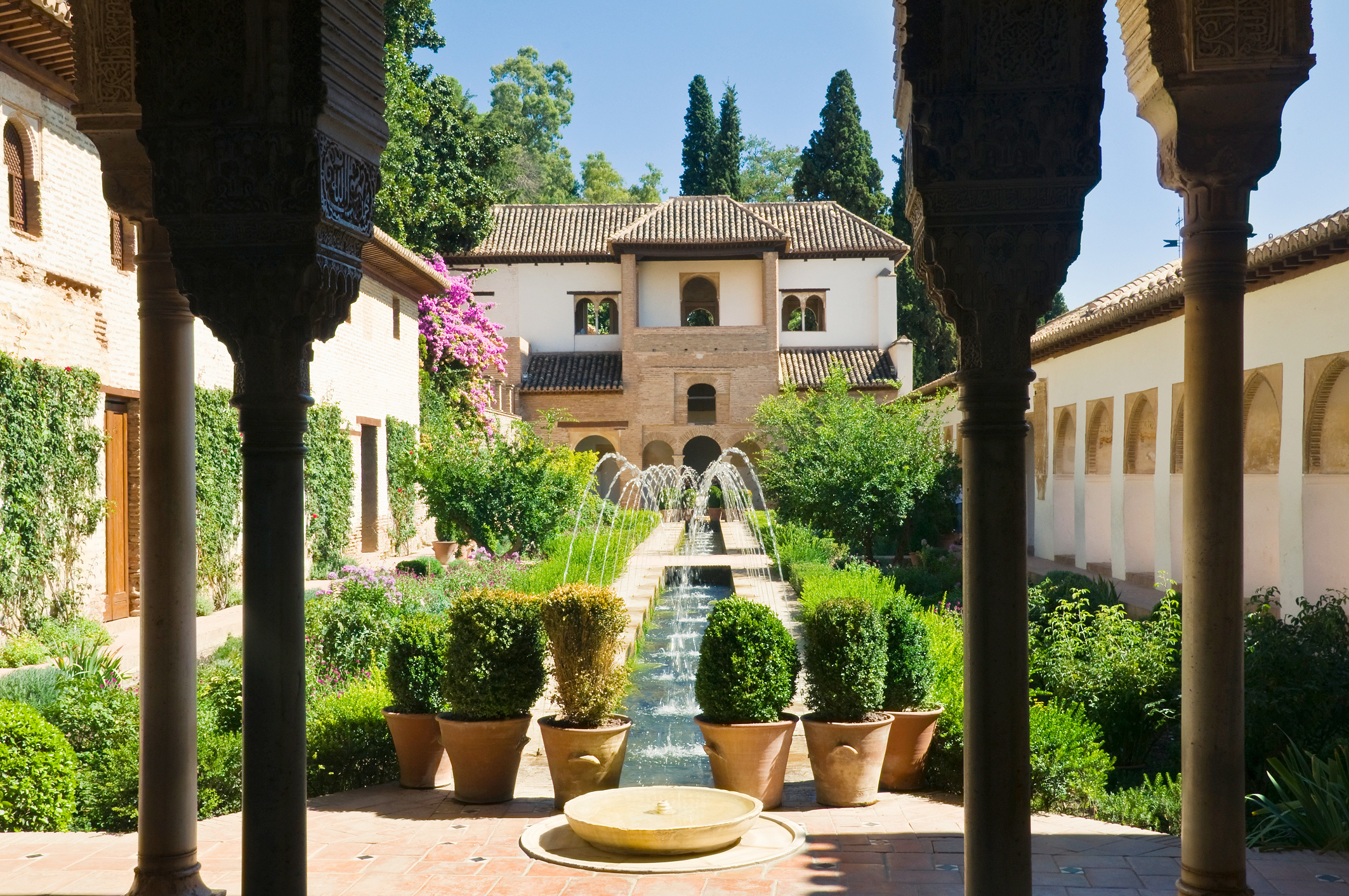 Jardim do palácio Generalife, em Granada, Espanha