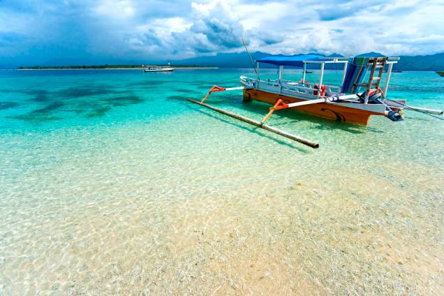 Gili Meno é uma pequena ilha a noroeste de Lombok, no estreito de Bali. Sem fontes naturais de água, sua população é altamente dependente do turismo