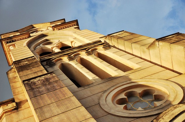 Detalhe da torre gótica da Igreja do Rosário, em Goiás (GO)