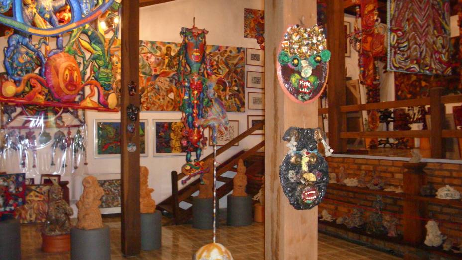 Museu O Mundo Ovo de Eli Heil, em Florianópolis, Santa Catarina