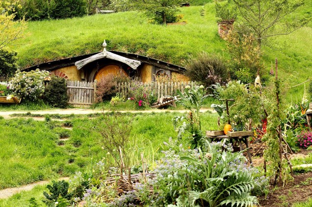 A vila Hobbiton foi construída na fazenda da família Alexander, em Matata, na Nova Zelândia