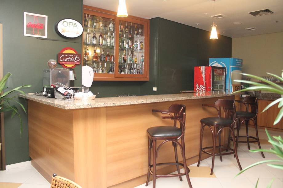 Bar do Hotel Sleep Inn Joinville, Joinville, Santa Catarina