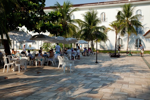 Área da piscina do Hotel Tropical, Manaus, Amazonas