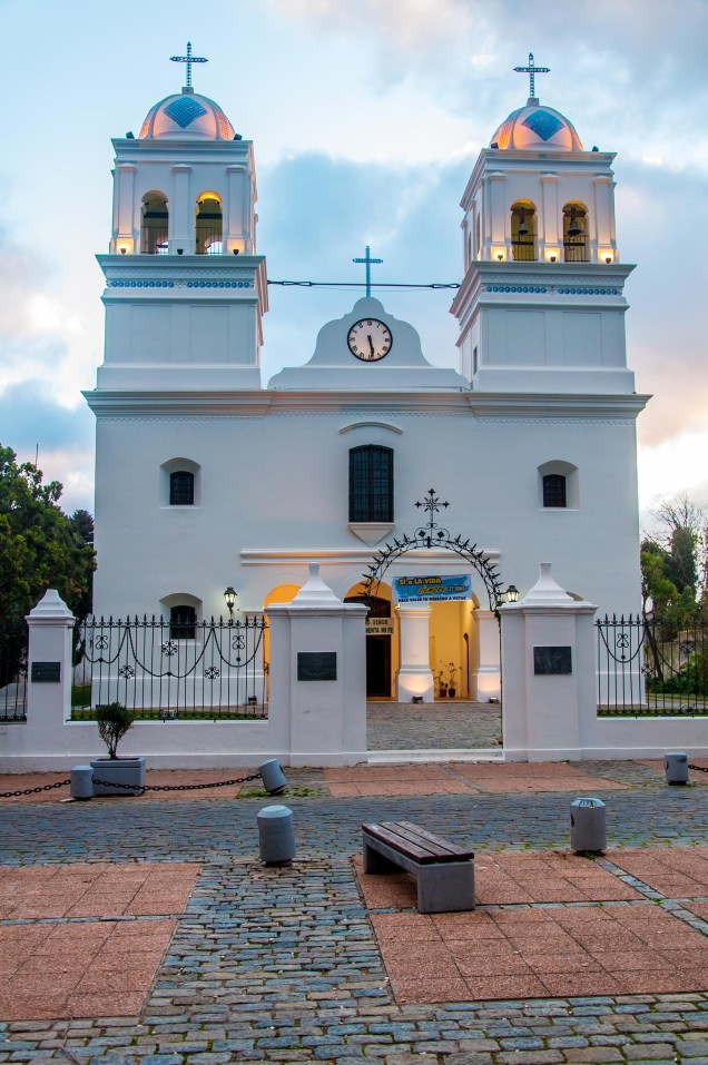 <em>Iglesia San Carlos Borromeo</em>, foto de William Moreira