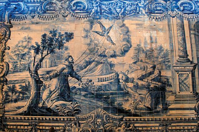 Assinados em 1737 pelo português Bartolomeu Antunes de Jesus, os painéis de azulejos no interior da <a href="https://viajeaqui.abril.com.br/estabelecimentos/br-ba-salvador-atracao-igreja-e-convento-de-sao-francisco" rel="Igreja e Convento de São Francisco" target="_blank">Igreja e Convento de São Francisco</a> narram a vida do santo. Assinados em 1737 pelo português Bartolomeu Antunes de Jesus, os painéis de azulejos no interior da <a href="https://viajeaqui.abril.com.br/estabelecimentos/br-ba-salvador-atracao-igreja-e-convento-de-sao-francisco" rel="Igreja e Convento de São Francisco" target="_blank">Igreja e Convento de São Francisco</a> narram a vida do santo.