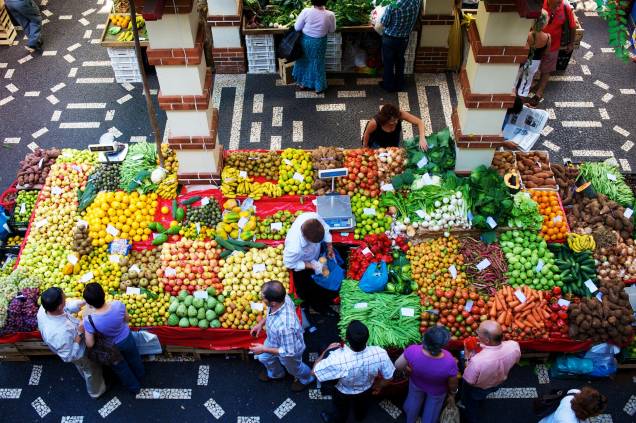 Pera-abacate e maracujá-banana: delícias exóticas podem ser encontradas no Mercado dos Lavradores Pera-abacate e maracujá-banana: delícias exóticas podem ser encontradas no Mercado dos Lavradores