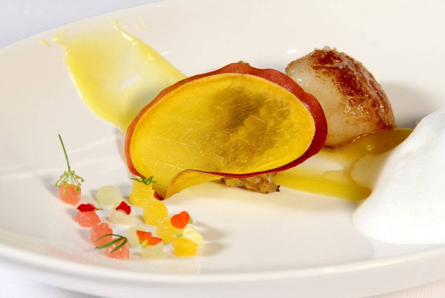 Prato do restaurante Manu, da chef Manoella Buffara