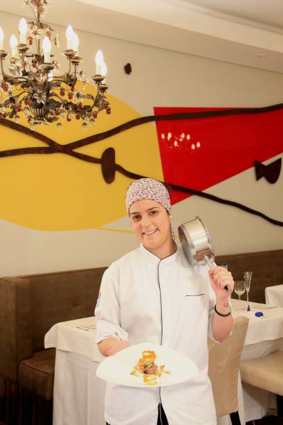 A jovem Manoella Buffara comanda o restaurante Manu e leva o prêmio de Chef Revelação do GUIA BRASIL 2012