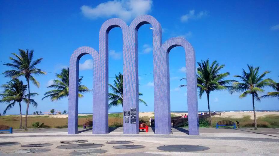 <strong><a href="https://viajeaqui.abril.com.br/cidades/br-se-aracaju" rel="Aracaju (SE)" target="_blank">Aracaju (SE)</a> — QUATRO NOITES EM RESORT</strong>O pacote tem quatro noites no três-estrelas <a href="https://www.prodigyaracaju.com.br/" rel="Prodigy Beach Resort" target="_blank">Prodigy Beach Resort</a>. Inclui traslados.<strong>Quando:</strong> em 20/1<strong>Quem leva:</strong> <a href="https://trip4u.com.br/" rel="Trip4u" target="_blank">Trip4u</a><strong>Quanto:</strong> R$ 1855 <strong><a href="https://viajeaqui.abril.com.br/cidades/br-se-aracaju" rel="Aracaju (SE)" target="_blank">Aracaju (SE)</a> — QUATRO NOITES EM RESORT</strong>O pacote tem quatro noites no três-estrelas <a href="https://www.prodigyaracaju.com.br/" rel="Prodigy Beach Resort" target="_blank">Prodigy Beach Resort</a>. Inclui traslados.<strong>Quando:</strong> em 20/1<strong>Quem leva:</strong> <a href="https://trip4u.com.br/" rel="Trip4u" target="_blank">Trip4u</a><strong>Quanto:</strong> R$ 1855